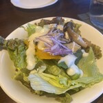 パスタフレスカ英 - 季節の野菜サラダ495円