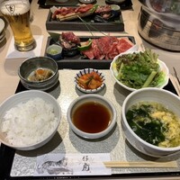 牛刺しと焼肉 仔虎 クリスロード店 - 