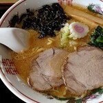 天北龍 - みそラーメン（830円）