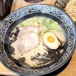 ひできよラーメン - とんこつ黒