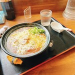 Teuchi Udon Donbee - 炙りチーズカレーうどん 770円