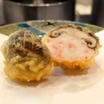 割烹 天ぷら 三太郎 - 椎茸は白身魚的な練りもの