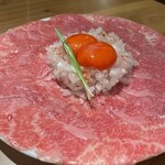 大衆焼肉ホルモン 天陽 - 肉トロテッサ(999円)