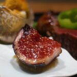 日本料理 幸庵 - 黒無花果 胡麻酢添え