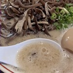 博多一丁 - スープ