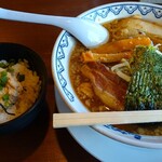 東京豚骨拉麺 しゃかりき - しゃかりき角煮ラーメンとツナマヨ飯
