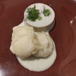 Ripaille - はもとベニエときのこのムース 柚子胡椒の香り