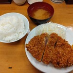 とんかつ山家 - ロースかつ定食（大）1050円