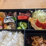 お食事処 たかぎ - 幕の内弁当2