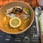 ロックス カフェ - レモンバターチキンカレー