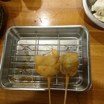 Kushikatsu Torau - 豚肉大葉巻き マグロの血合い