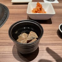 焼肉うしごろ 銀座店 - トリュフ入りのお出汁