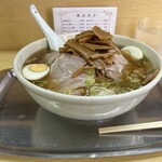 東岩槻 大勝軒 - どんぶりが半端なくデカイ