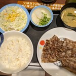 松屋 - 牛焼き肉定食W1190円