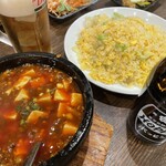 中国家常菜 同心房 - 麻婆豆腐とレタスチャーハン