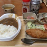 石鎚山山頂山荘 - 夕食はカレー　ご飯とカレーは食べ放題