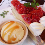 澤井珈琲 - イチジクのタルト・バニラアイス