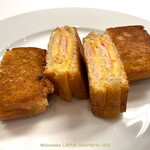Gastronomia Iosci - クロックムッシュ（特別メニュー）揚げパンに薄ハムとクセのないチェダーチーズがめちゃウマ
