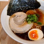 Hin’s Ramen House - 料理写真:東京醤油ラーメン($19.9)