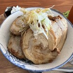 Ｂ＋ カフェ - 自家製炙りチャーシュー丼