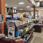 銀山観光センター 大正ろまん館 - 店内