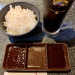 あみやき亭 - 黒ウーロン茶
中ライス