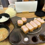 ニューベイブ - 三右衛門ロースと林SPFヘレ