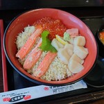 マルカイチ水産 海鮮炉端焼き - 