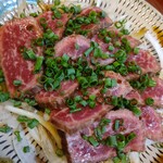お食事処ひらの - 牛肉たたき