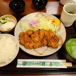 Take Tei - チキンかつ定食（９００円）
