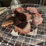 肉小屋 - 