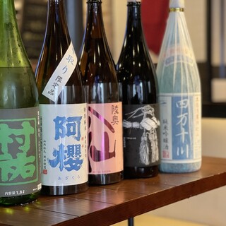 All-you-can-drink 80 types of sake