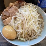 Mashi Ngan - フライドオニオン醤油並（¥500）+豚増し（¥350）+味玉（¥120）