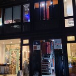 cafe&bar Astronote - 広島電鉄立町電停から徒歩4分のビル2階にある「cafe&bar Astronote」さん
2023年開業、店主さんと女性スタッフ1人の2名体制
因みにお昼は「スパイスカレー薫」さんとして営業