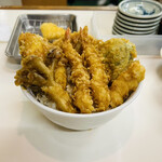 Tempura Ya Ebizou - 天丼770円　味噌汁付き