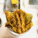 Tempura Ya Ebizou - 天丼770円　味噌汁付き