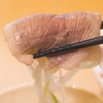 Maru - かも肉　　　・　　かもつくね　　・　　さらしねぎで食べる  まる特製　鴨なんばん鍋