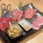 精肉卸問屋直営焼肉店 牛次郎 - 牛次郎盛り