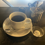 花論珈琲茶房 - モーニング(AM7:30〜10:00)
            ホットサンド(道産コーンマヨネーズ) ¥700-(税込)
            ※ホットコーヒー(マイルド)