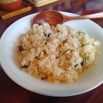 麺屋鎌倉山 - チャーシューと水菜のピラフ(小)（斜め上から）