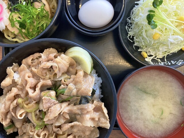 伝説のすた丼屋 米沢春日店 - 米沢（豚丼）の写真