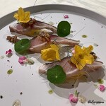 プチレストラン ブーケ・ド・フランス - 天然物の縞鯵の炙りのサラダ仕立