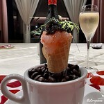 プチレストラン ブーケ・ド・フランス - Montaudon Classe Mとコーンにたっぷりの縞海老とキャビア