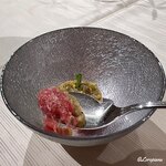 プチレストラン ブーケ・ド・フランス - 天然物の本鮪のカマトロと赤身のタルタルと焼茄子のピュレ