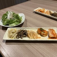 近江うし 焼肉 にくTATSU 青山本店 - 