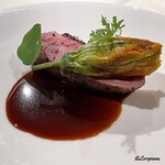 プチレストラン ブーケ・ド・フランス - シャラン鴨のローストに南瓜の花に南瓜のペースト詰め