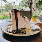 Keoki's Paradise - 料理写真:超巨大なOriginal Hula Pie