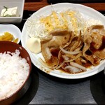 鍛冶屋 文蔵 - 生姜焼き定食
