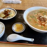 中華食房 チャングイ - タンタンメンセット