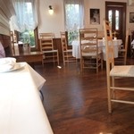 ラ・ターブル・ド・トリウミ - ゆったりした１階席